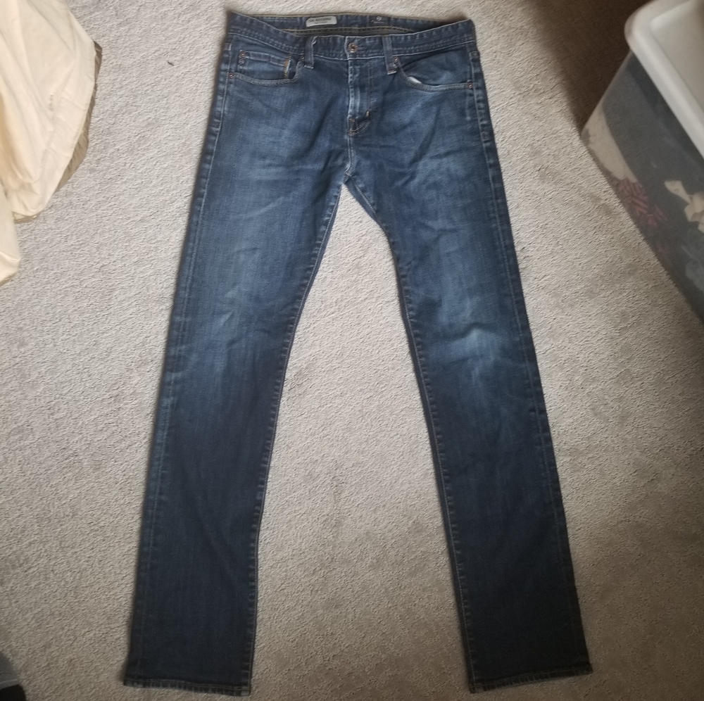 AG menswear jeans 33x34. Matchbox fit slim straight